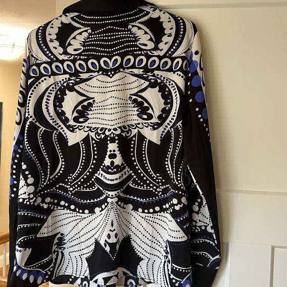 Patterned shirt by Rachell Zoe. Size XL - Picture 3 of 3